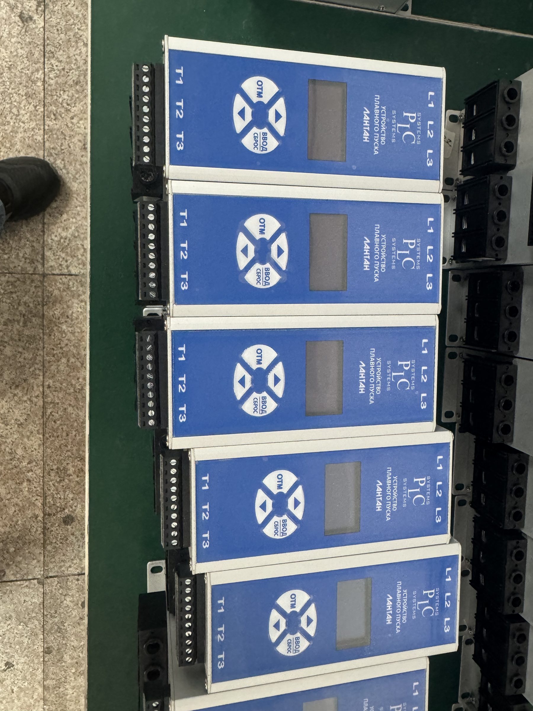 ShunCtrl PTC series compact soft starter units, model M4H14H, 380VAC